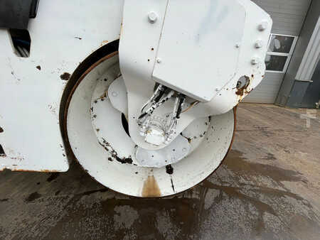 Tandemwalze 2006 Caterpillar CB534D CE / EPA (25)