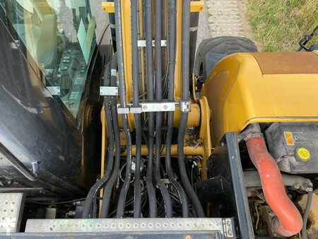 Escavatori gommati 2016 Caterpillar M313D - CE (18)