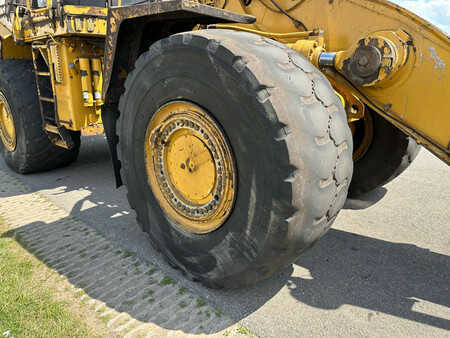 Carregadeira de rodas 2011 Caterpillar 988H (20)