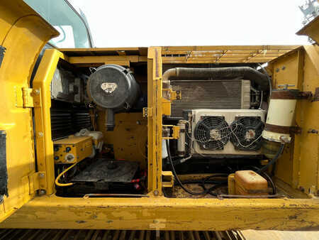 Escavadora de rastos 2008 Caterpillar 320D - bucket with teeth (14)