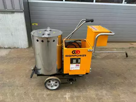 Muut 2024 Giga Power 860 Road Marking Machine (10)