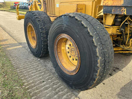 Niveladoras 2000 Caterpillar 160H (18)