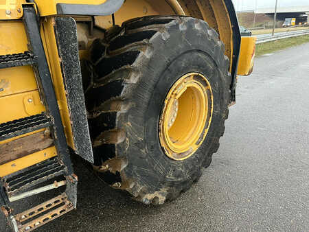 Radlader 2008 Caterpillar 966H (9)