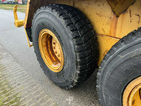Caterpillar 163H 6x6 | CE-certified