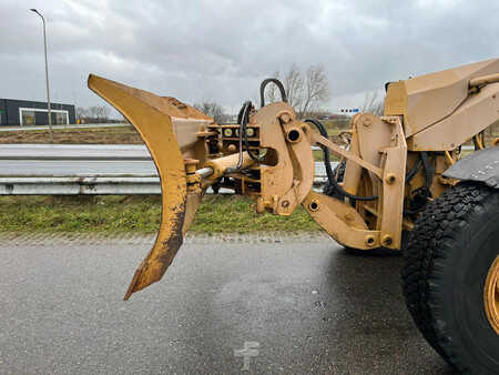 Caterpillar 163H 6x6 | CE-certified
