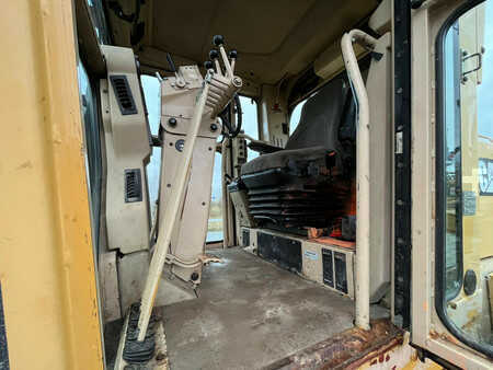 Caterpillar 163H 6x6 | CE-certified