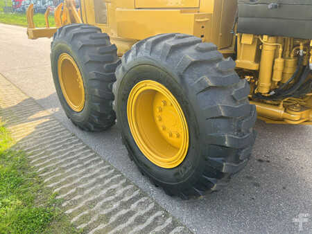 Grejdry 2019 Caterpillar 140GC - Push block / Ripper / New Tires (13)
