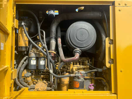 Grejdry 2019 Caterpillar 140GC - Push block / Ripper / New Tires (20)