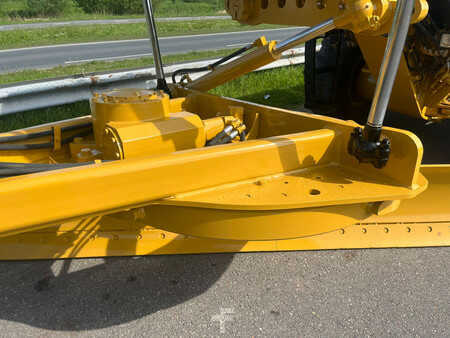 Grejdry 2019 Caterpillar 140GC - Push block / Ripper / New Tires (22)
