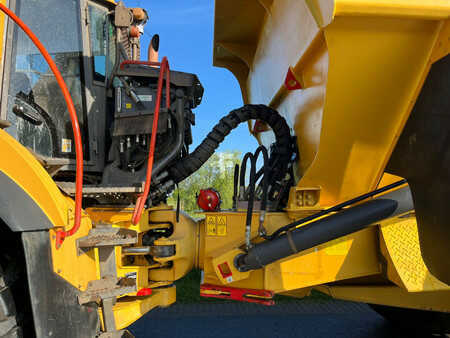 Zalomené klouby-dampry  2017 Volvo A45G – STAGE 2 ENGINE / EXPORT (15)