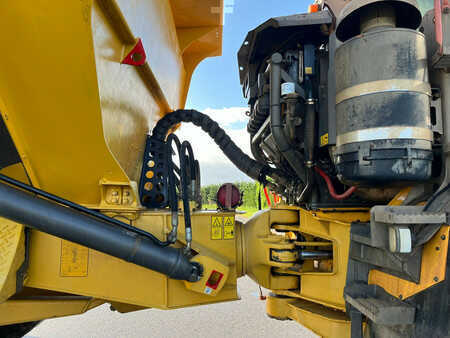 Zalomené klouby-dampry  2017 Volvo A45G – STAGE 2 ENGINE / EXPORT (16)