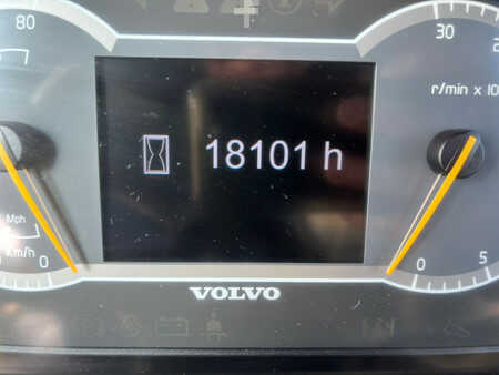 Zalomené klouby-dampry  2017 Volvo A45G – STAGE 2 ENGINE / EXPORT (27)