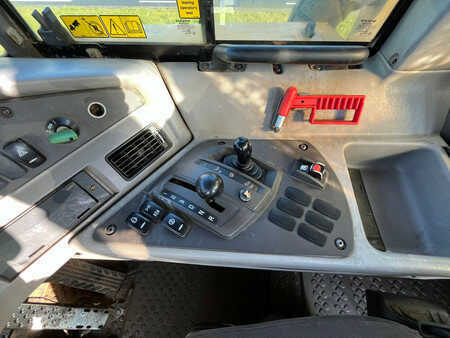 Zalomené klouby-dampry  2017 Volvo A45G – STAGE 2 ENGINE / EXPORT (28)