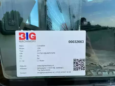 Grejdry 2011 Caterpillar 12M (26)