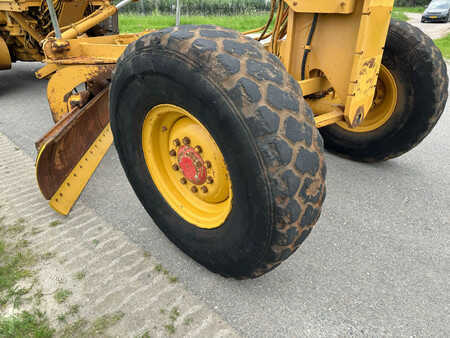 Grader 2005 Caterpillar 140H (16)