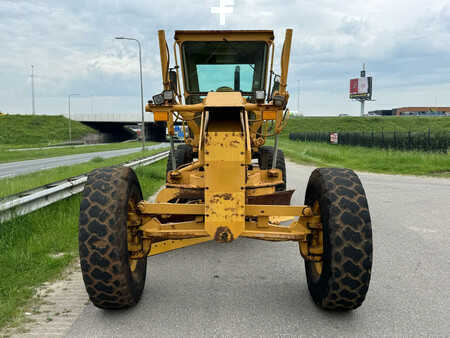 Grader 2005 Caterpillar 140H (17)