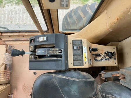 Grader 2005 Caterpillar 140H (26)