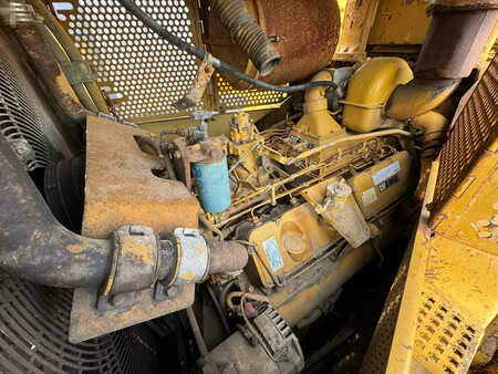 Bulldozere 1989 Caterpillar D10N (23)