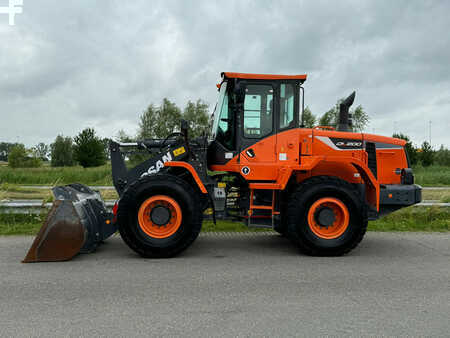 Doosan DL200-5 / Low hours / CE certified