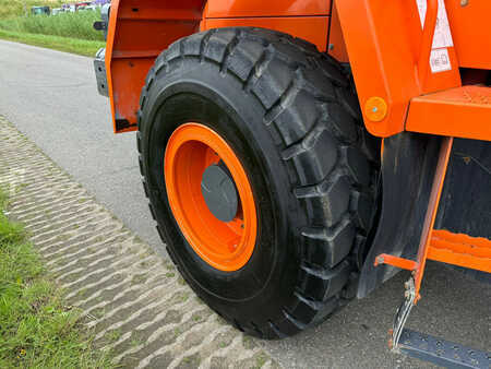 Doosan DL200-5 / Low hours / CE certified