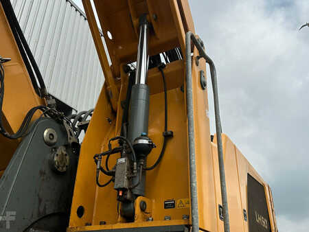 Mobile Cranes 2014 Liebherr LH50 M HD - Material Handler (26)