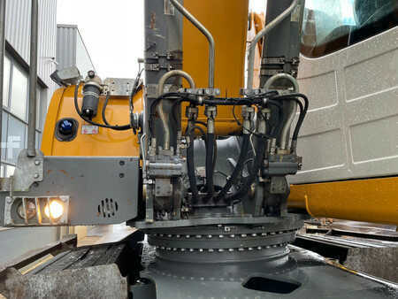 Mobile Cranes 2018 Liebherr LH30 M - Material Handler (16)