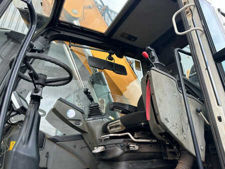 Mobile Cranes 2018 Liebherr LH30 M - Material Handler (21)