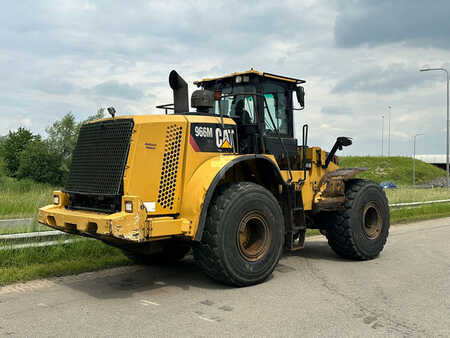 Wheel Loaders 2015 Caterpillar 966M XE (5)