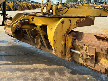 Livellatrici 2001 Caterpillar 160H | CE-certified (26)