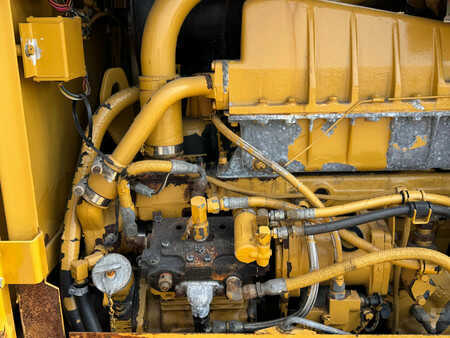 Livellatrici 2001 Caterpillar 160H | CE-certified (33)