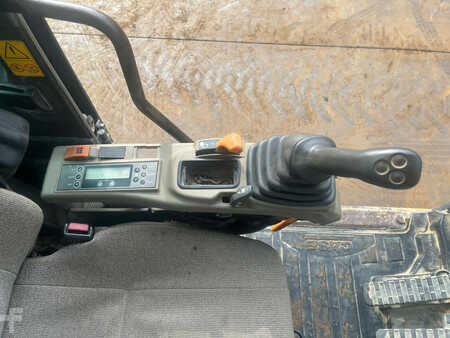 Escavadora de rastos 2012 Case CX210B (26)