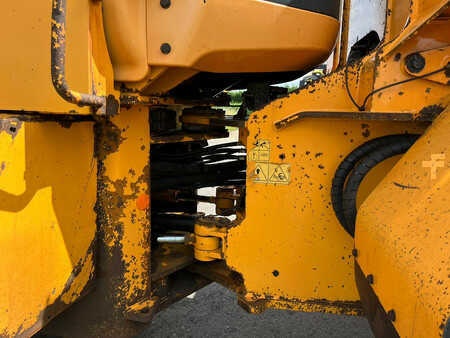 Kolové nakladače 2016 Hyundai HL955 - CE certified / ES Quick coupler (19)