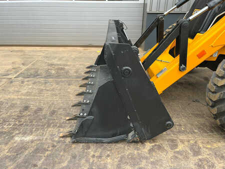 Rigid Backhoe Loader 2024 JCB 3DX (3CX) Plus Super 4x4 - A/C - Telescopic boom - Hammerlines - Export model (7)