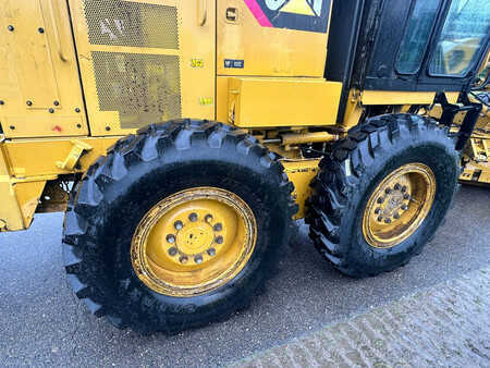 Grader 2018 Caterpillar 120K | NEW TIRES (11)