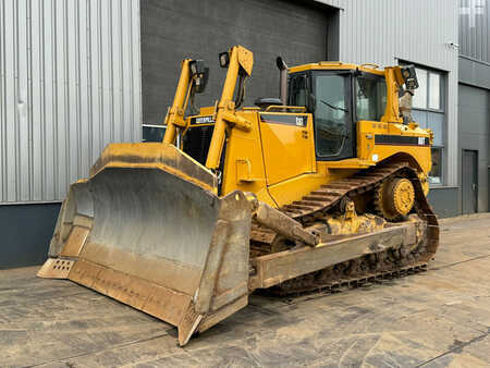 Pásové buldozery 2005 Caterpillar D8T - CE (2)