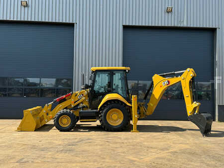 Rigid Backhoe Loader 2024 Caterpillar 424 4x4 (1)