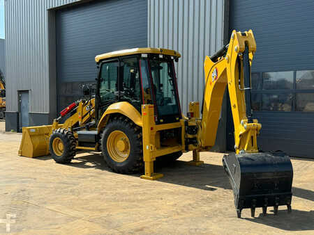 Rigid Backhoe Loader 2024 Caterpillar 424 4x4 (2)