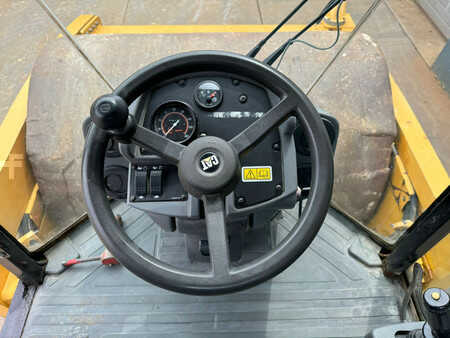 Bandenwalsen 2011 Caterpillar CS76 XT (22)