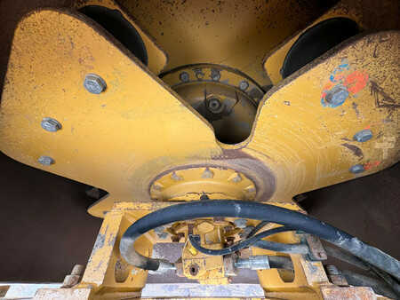 Bandenwalsen 2011 Caterpillar CS76 XT (26)