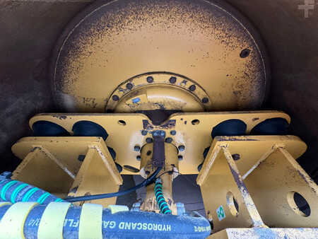 Bandenwalsen 2011 Caterpillar CS76 XT (29)