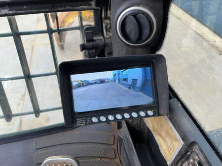 Pelle sur pneus 2013 JCB JS200W Material Handler (25)