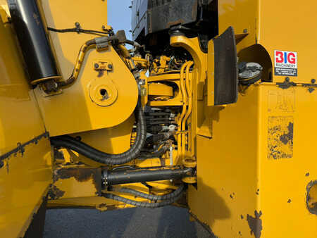 Carregadeira de rodas 2019 Caterpillar 988K XE (24)