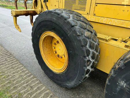 Grader 2014 Caterpillar 140M (19)