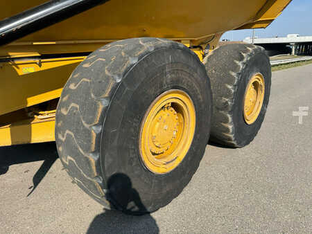 Articulated Dump Trucks 2018 Caterpillar 735C (10)