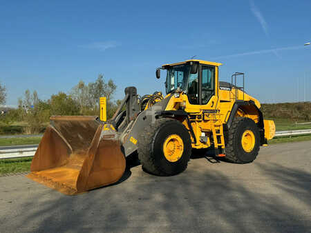 Volvo L180H | 3th function