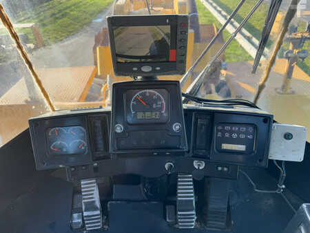 Carregadeira de rodas 2005 Caterpillar 988G (14)