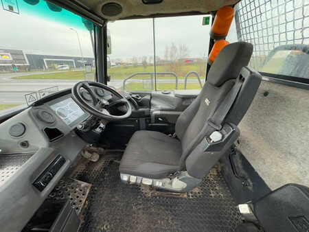 Bell B40E - CE / Tail gate