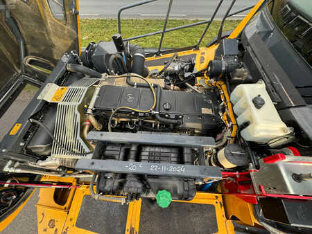 Artikulerte dumpere 2017 Bell B45E (16)