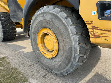 Tombereau articulé 2017 Bell B45E 6x6 (13)