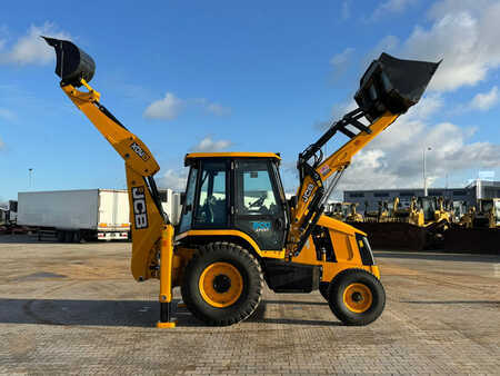 JCB 3DX (3CX) 2WD - Export model